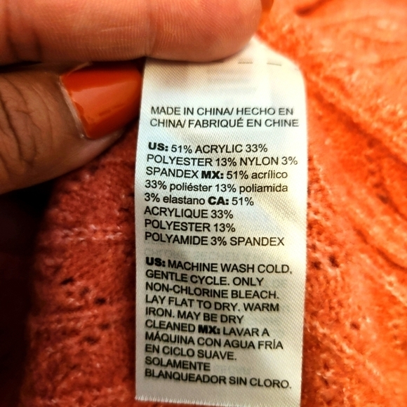 CHICO'S CABLE-KNIT V-NECK SWEATER SIZE 2 (LARGE) - Picture 8 of 8